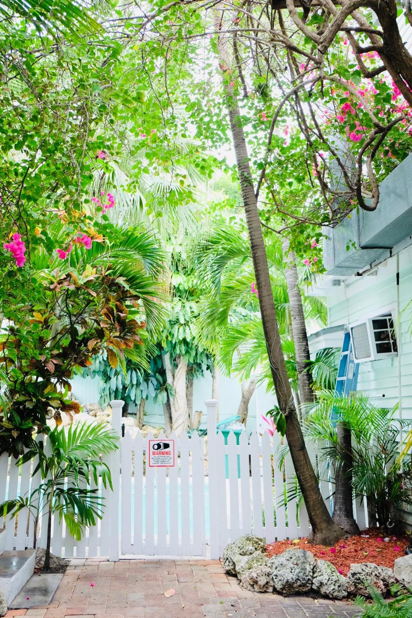 The Casablanca Hotel Key West Exterior photo